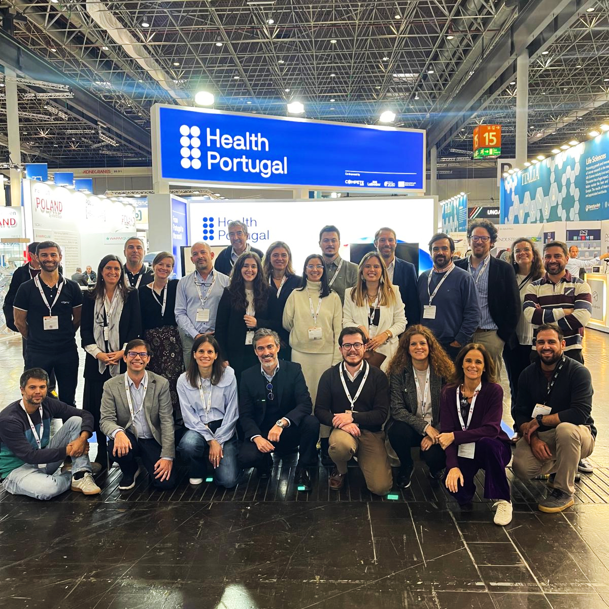 Group photo of Health Cluster Portugal delegation members at MEDICA 2025, including representatives from BMD Software and partner companies.